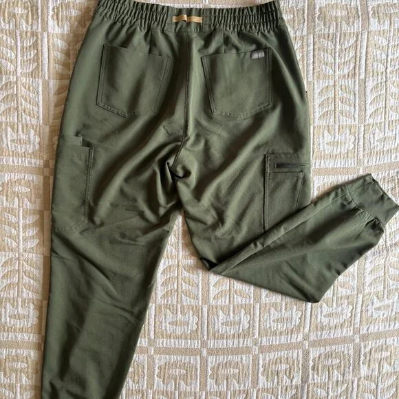 Moss High Waisted Uman Relaxed Jogger Scrub Pant - NWOT - Picture 2 of 3